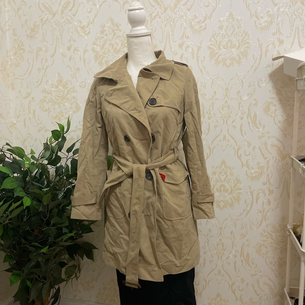 Loft trench coat in EUC size 0 petite